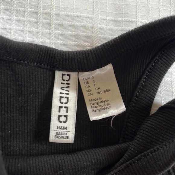 Black Ribbed H&M Tank Top - Picture 2 of 3